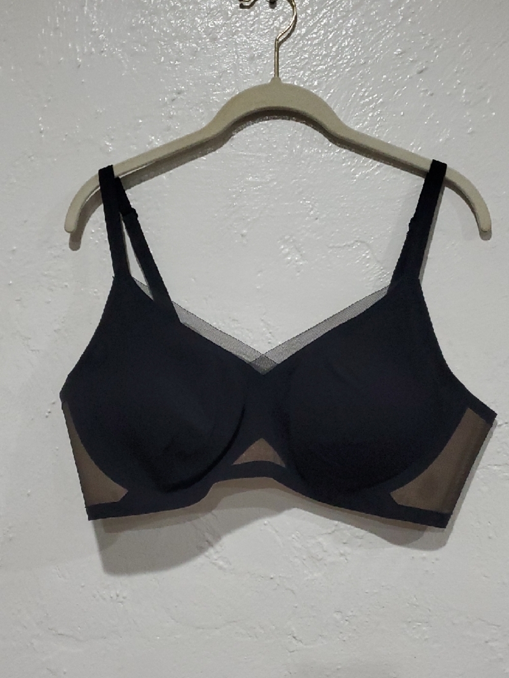 Honeylove CrossOver V-Neck Bra in Black Size XL - Picture 2 of 12